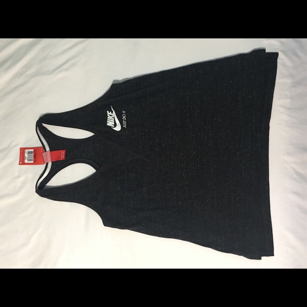 Brand new nike tank top